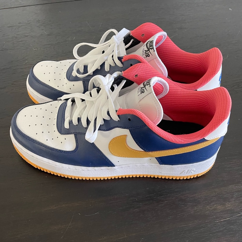 Nike Air Force 1